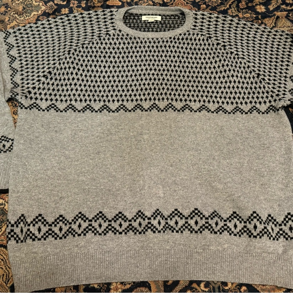 Goodthreads Eclectic Grandpa Gray and Black Crewneck Sweater Nordic Style